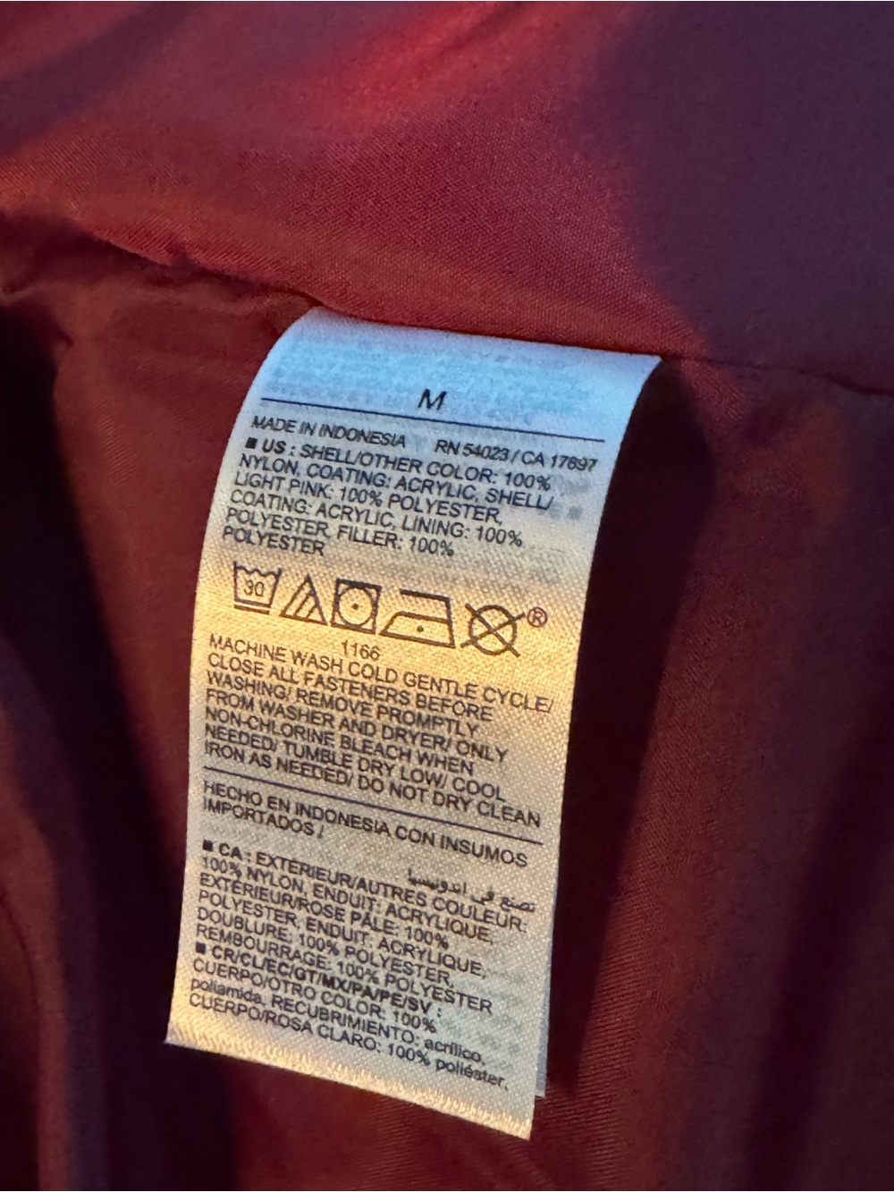 Old Navy Colorblock Puffer Vest in Maroon & Pink medium NWT - Picture 8 of 8